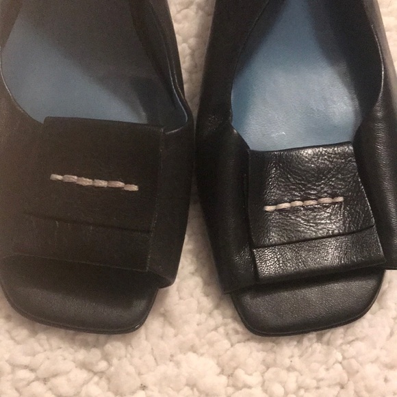 Etienne Aigner leathers sandels size 8 - Picture 6 of 6